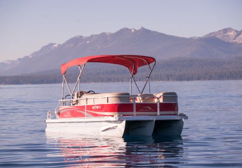 Sunnyside Marina & Watersports, 24' Pontoon Boat Rental